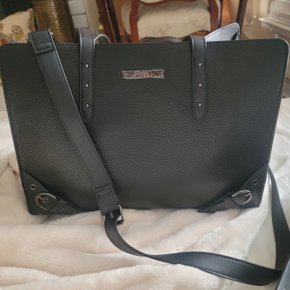 STEVE MADDEN TOTE NWT